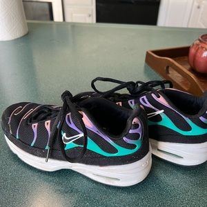Kids Nike air max shoes